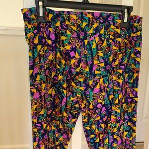 LuLaRoe Leggings Tall & Curvy